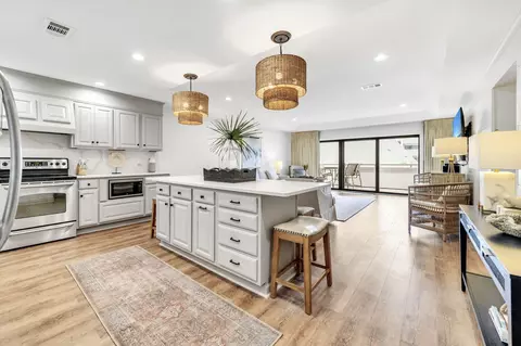 520 Gulf Shore Dr #209, Destin, FL 32541
