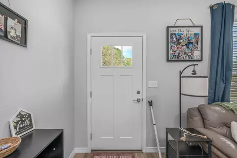 Entry Way - 2930 Mccarty Ave, Crestview, FL 32539 photo 2 of 4