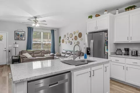 Kitchen - 2930 Mccarty Ave, Crestview, FL 32539 photo 3 of 6
