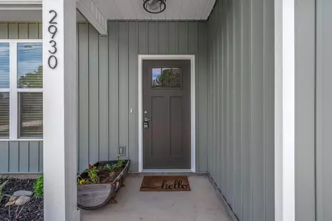 Entry Way - 2930 Mccarty Ave, Crestview, FL 32539 photo 1 of 4