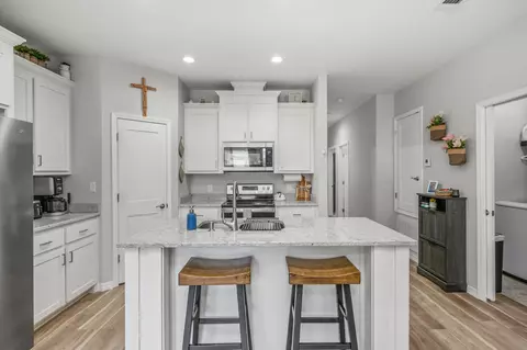 Kitchen - 2930 Mccarty Ave, Crestview, FL 32539 photo 6 of 6