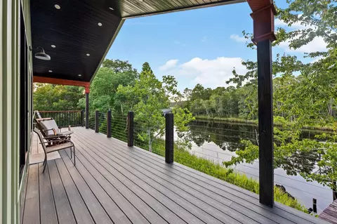 8536 Kingsley Pl, Navarre, FL 32566