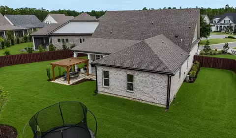 Exterior - 33 Caymus Cv, Freeport, FL 32439 photo 4 of 25