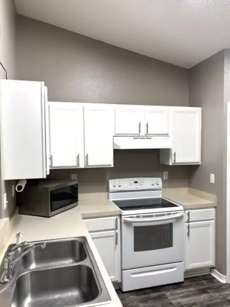 Kitchen - 209 Cabana Way, Crestview, FL 32536 photo 1 of 1