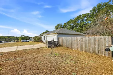 Exterior - 209 Cabana Way, Crestview, FL 32536 photo 6 of 6