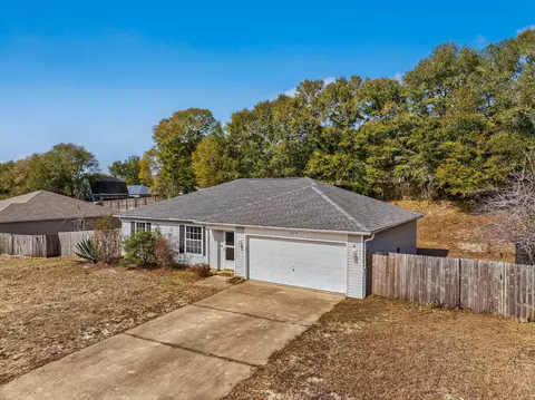 View/Area - 209 Cabana Way, Crestview, FL 32536 photo 3 of 5