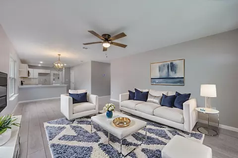 749 Amos St, Crestview, FL 32539