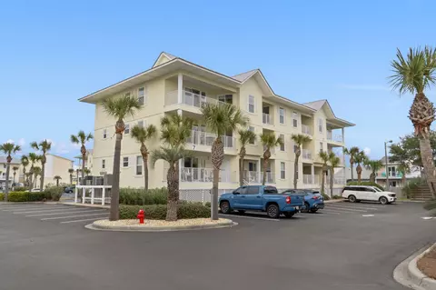 8436 Gulf Blvd UNIT 721, Navarre, FL 32566