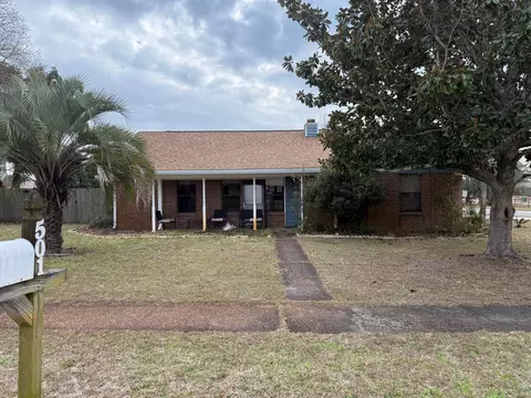 501 Rue Des Marseilles, Mary Esther, FL 32569