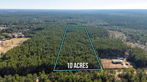 tbd Badger Dr, Crestview, FL 32539