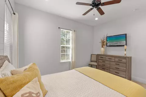 Bedroom - 78 E Grizzly St, Freeport, FL 32439 photo 5 of 9