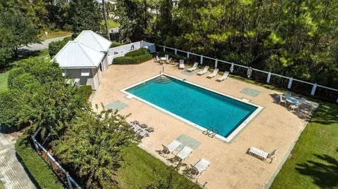 Exterior - 78 E Grizzly St, Freeport, FL 32439 photo 14 of 14