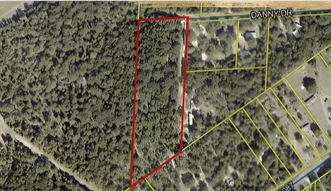 126 Danny Dr, Defuniak Springs, FL 32433