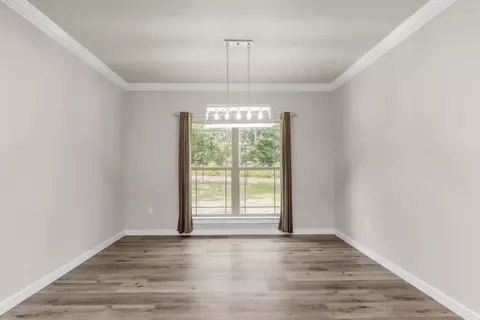 Living - 6437 Amanda Ct, Crestview, FL 32536 photo 4 of 4