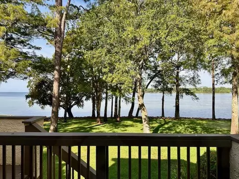 45 Marina Cove Dr, Niceville, FL 32578