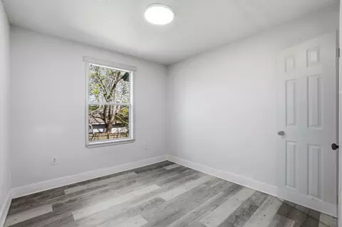 Bedroom - 1636 E 1st Ave, Crestview, FL 32539 photo 1 of 8