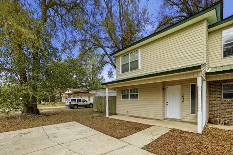 Exterior - 1636 E 1st Ave, Crestview, FL 32539 photo 5 of 12