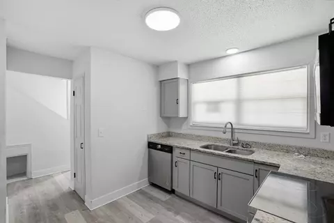 Kitchen - 1636 E 1st Ave, Crestview, FL 32539 photo 2 of 3