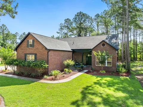 502 Windswept Blvd, Freeport, FL 32439