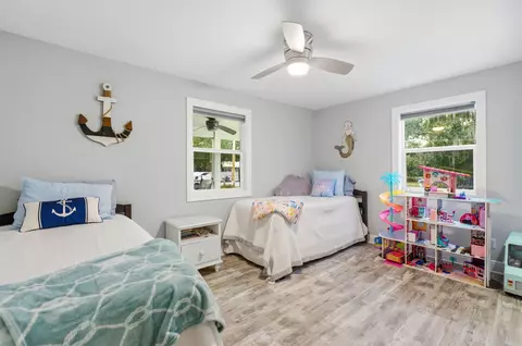 Bedroom - 85 Marsh Dr, Freeport, FL 32439 photo 2 of 3