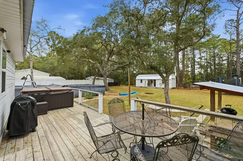 Exterior - 85 Marsh Dr, Freeport, FL 32439 photo 3 of 7