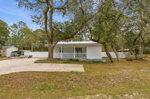 85 Marsh Dr, Freeport, FL 32439
