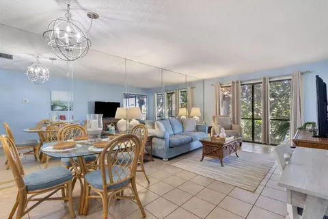 520 N Richard Jackson Blvd #1607, Panama City Beach, FL 32407
