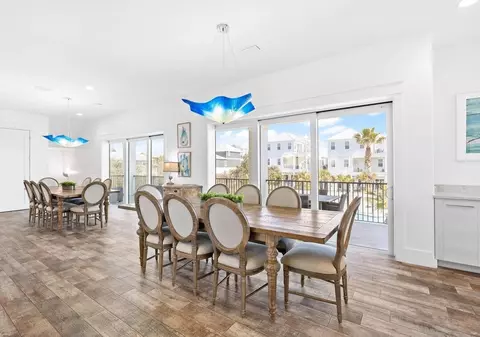 Dining - 151 Snowdrift Rd, Miramar Beach, FL 32550 photo 2 of 2