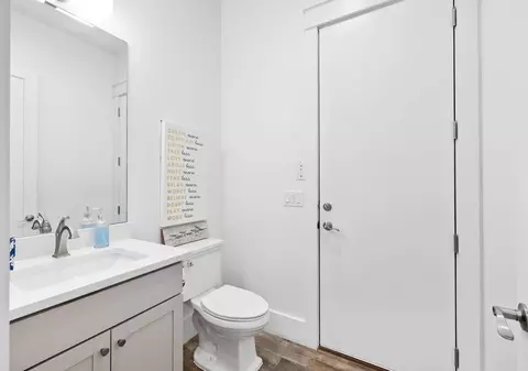 Bath - 151 Snowdrift Rd, Miramar Beach, FL 32550 photo 9 of 12