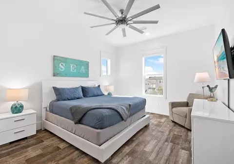 Bedroom - 151 Snowdrift Rd, Miramar Beach, FL 32550 photo 5 of 10