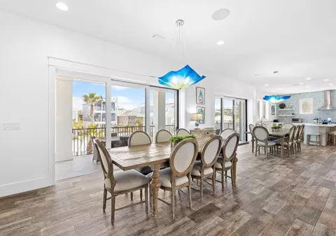 Dining - 151 Snowdrift Rd, Miramar Beach, FL 32550 photo 1 of 2