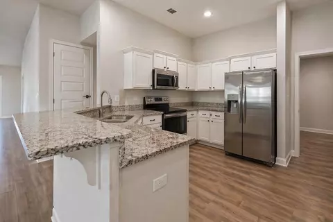 Kitchen - 109 Ridgeway Cir, Crestview, FL 32536 photo 1 of 1