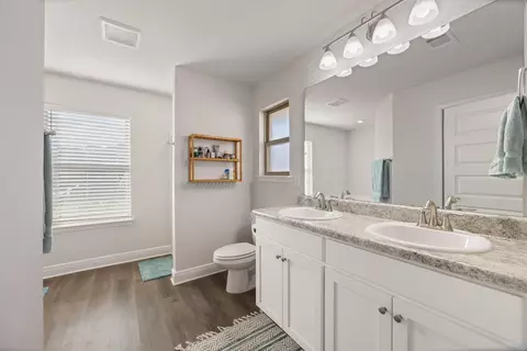 Entry Way - 109 Ridgeway Cir, Crestview, FL 32536 photo 5 of 5