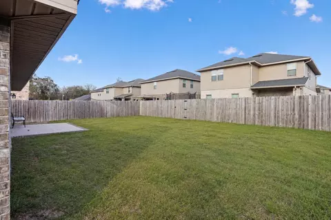 Exterior - 109 Ridgeway Cir, Crestview, FL 32536 photo 1 of 3