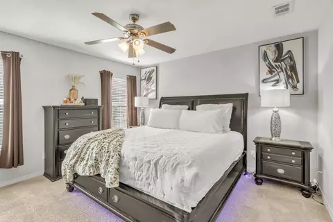 Bedroom - 503 Eisenhower Dr, Crestview, FL 32539 photo 10 of 11