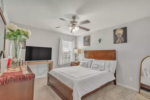 Bedroom - 503 Eisenhower Dr, Crestview, FL 32539 photo 5 of 11