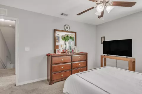 Bedroom - 503 Eisenhower Dr, Crestview, FL 32539 photo 3 of 11