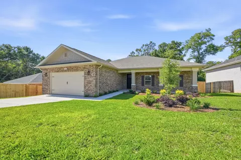 423 Marquette St, Valparaiso, FL 32580