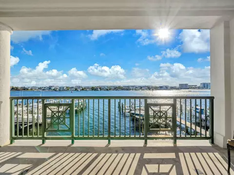 602 Harbor Blvd #201, Destin, FL 32541