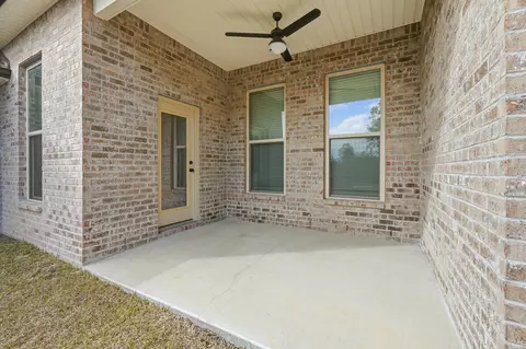 Exterior - 4631 Jayhawk Dr, Crestview, FL 32539 photo 2 of 13