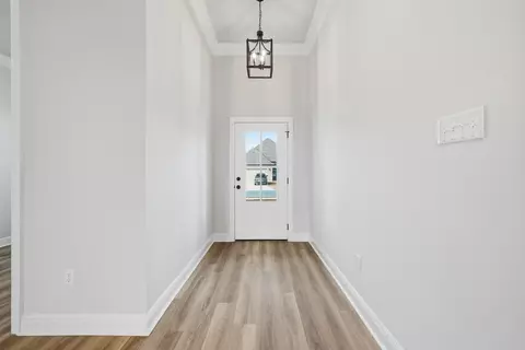 Entry Way - 4631 Jayhawk Dr, Crestview, FL 32539 photo 2 of 5