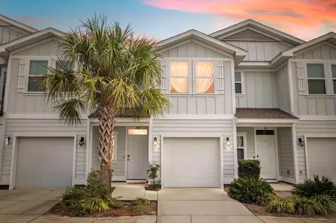 102 Angel Falls Ln, Panama City Beach, FL 32407