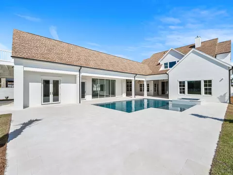 303 Golfridge Dr, Watersound, FL 32461