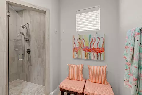 Bath - 1964 Baytowne Loop, Miramar Beach, FL 32550 photo 3 of 5