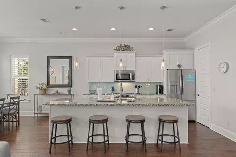 Kitchen - 1964 Baytowne Loop, Miramar Beach, FL 32550 photo 2 of 5