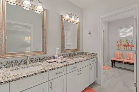 Bath - 1964 Baytowne Loop, Miramar Beach, FL 32550 photo 2 of 5