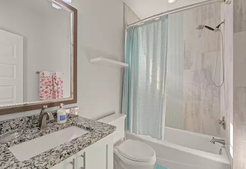 Bath - 1964 Baytowne Loop, Miramar Beach, FL 32550 photo 5 of 5