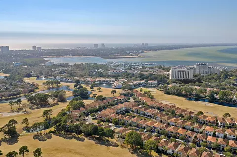 View/Area - 1964 Baytowne Loop, Miramar Beach, FL 32550 photo 2 of 4