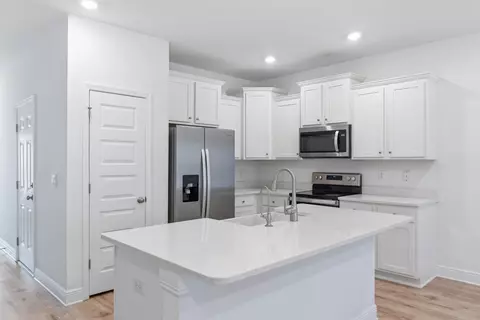 7 Renea Cv, Destin, FL 32541
