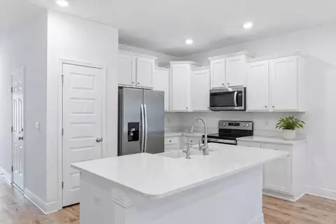 7 Renea Cv, Destin, FL 32541